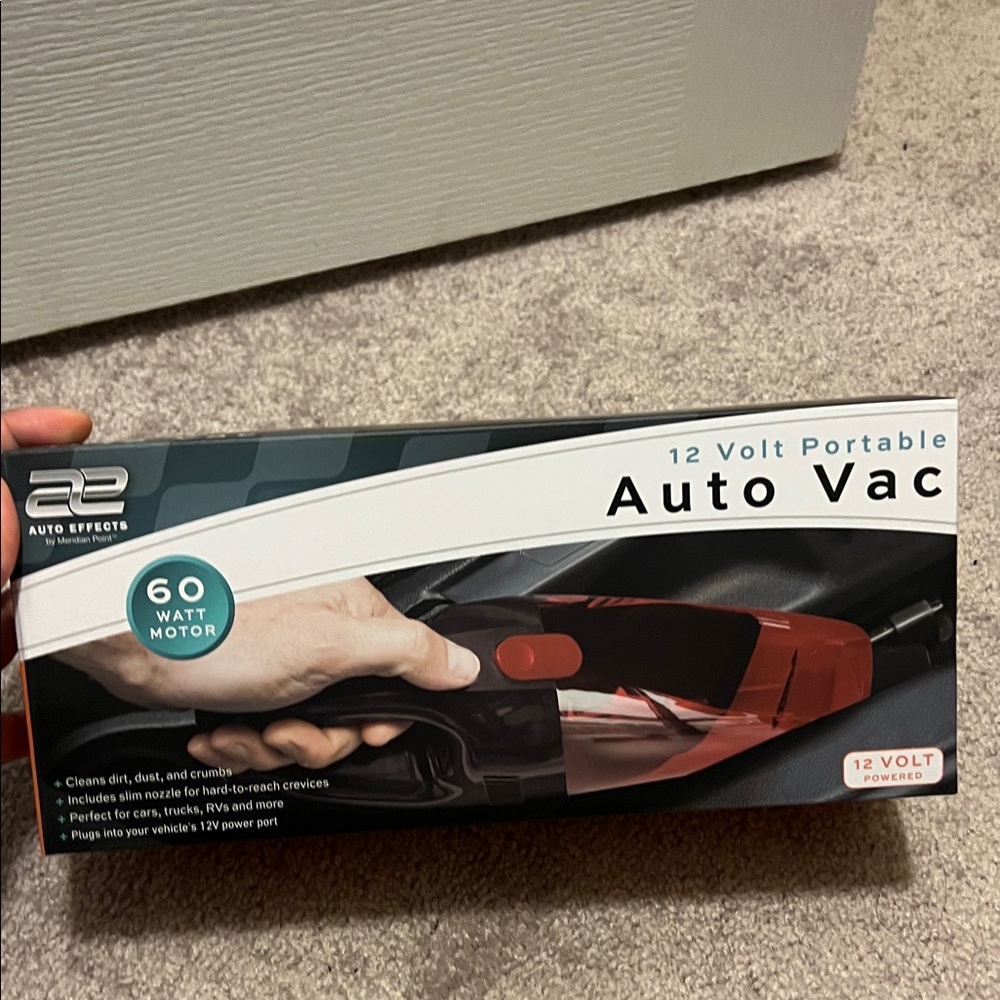 12 Volt Portable Auto Vac - Red